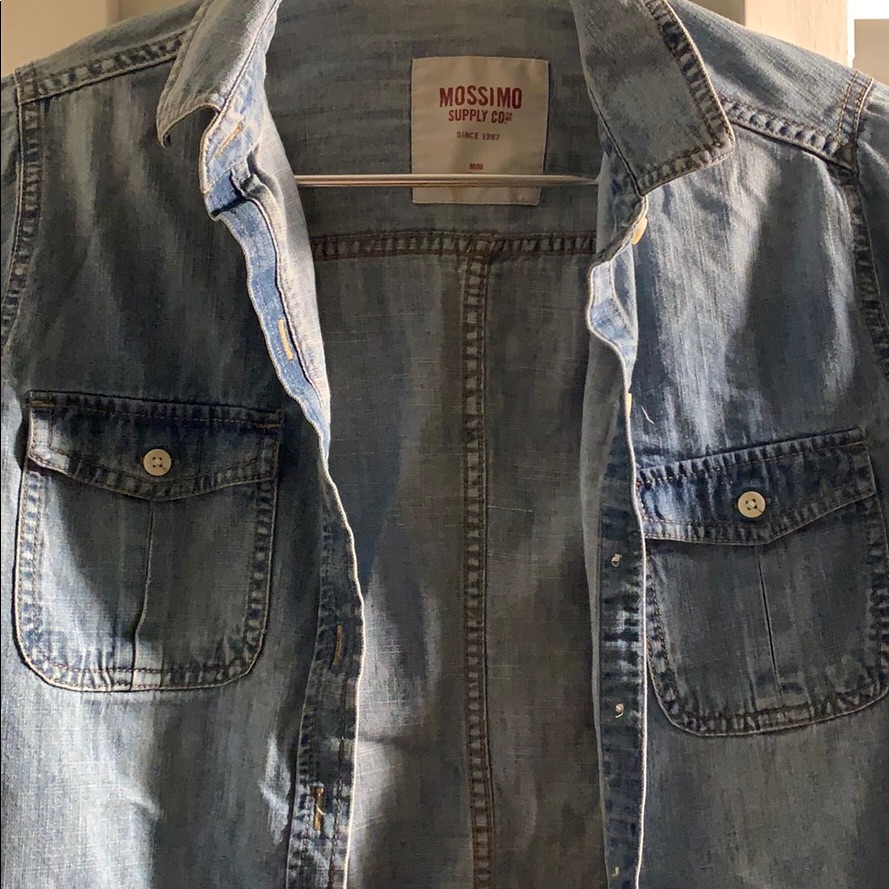 Jean Button Up. Chambray.